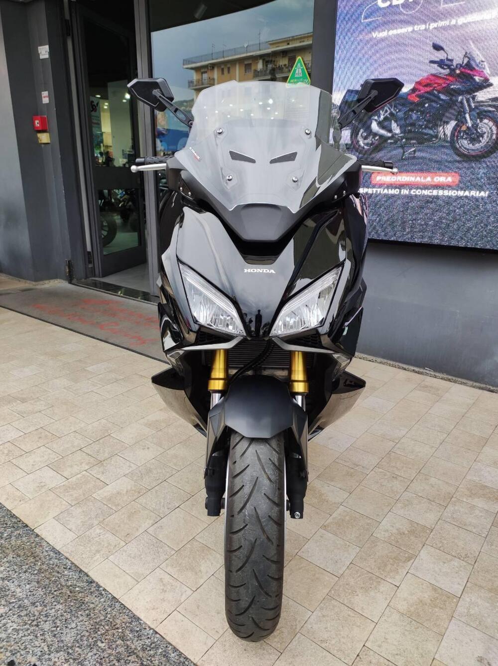 Honda Forza 750 DCT (2021 - 24) (2)