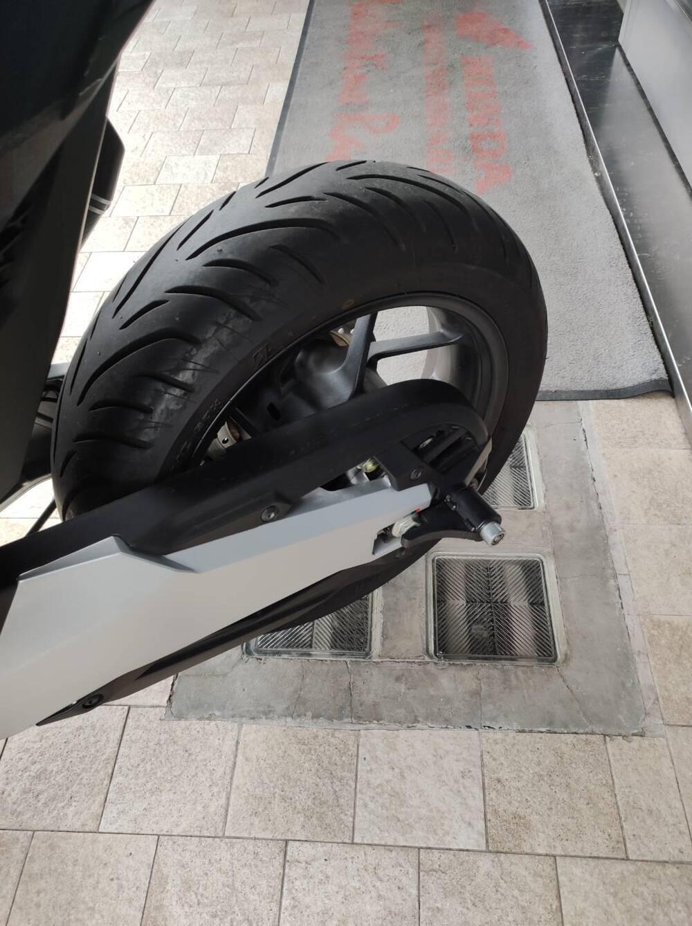 Honda Forza 750 DCT (2021 - 24) (4)