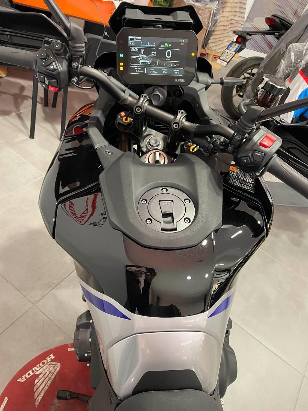 Yamaha Tracer 9 GT+ Y-AMT (2025 - 26) (12)