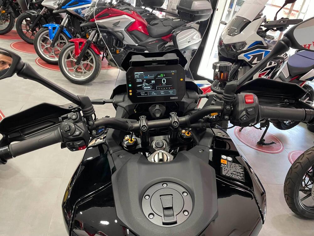 Yamaha Tracer 9 GT+ Y-AMT (2025 - 26) (13)