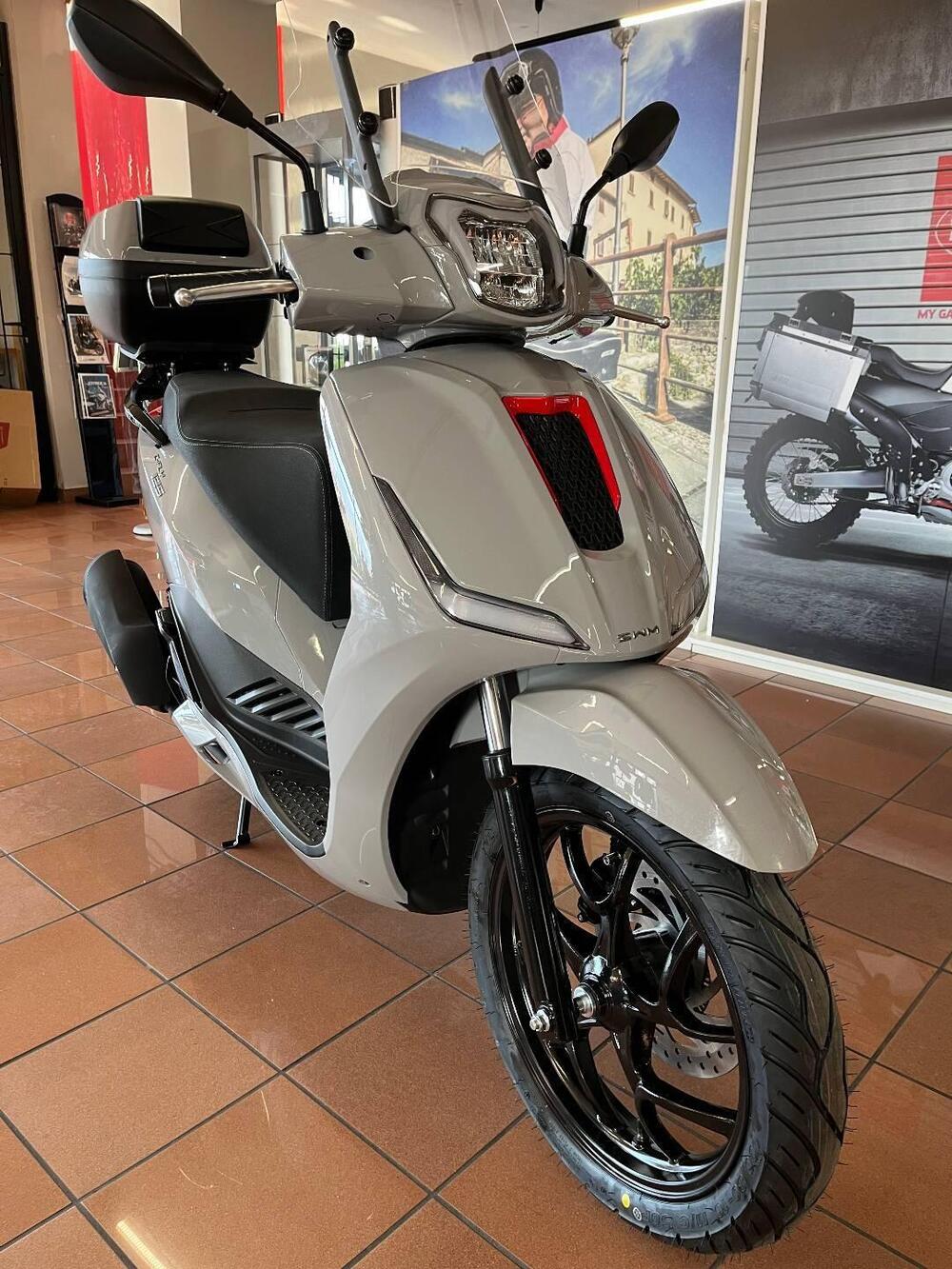 Swm C-Fly 125 (2026) (2)