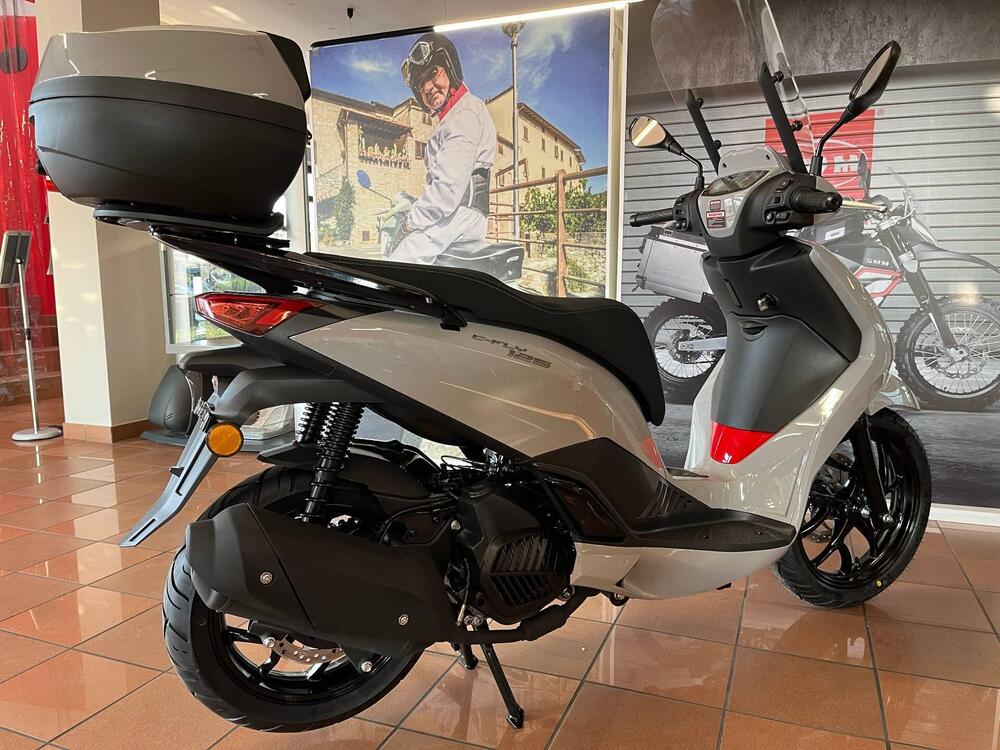 Swm C-Fly 125 (2026) (4)