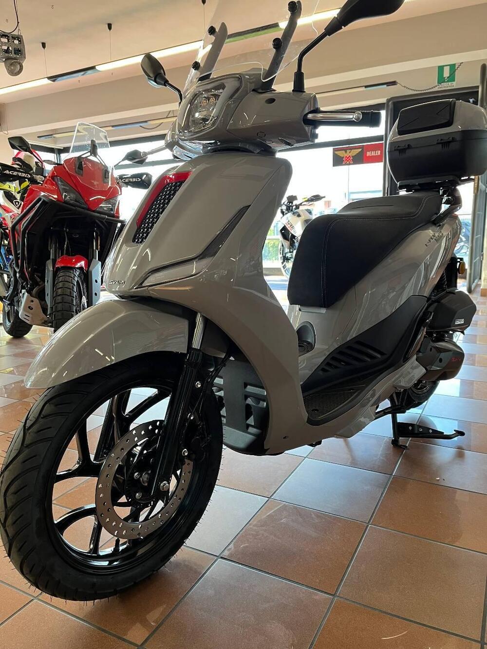 Swm C-Fly 125 (2026) (5)