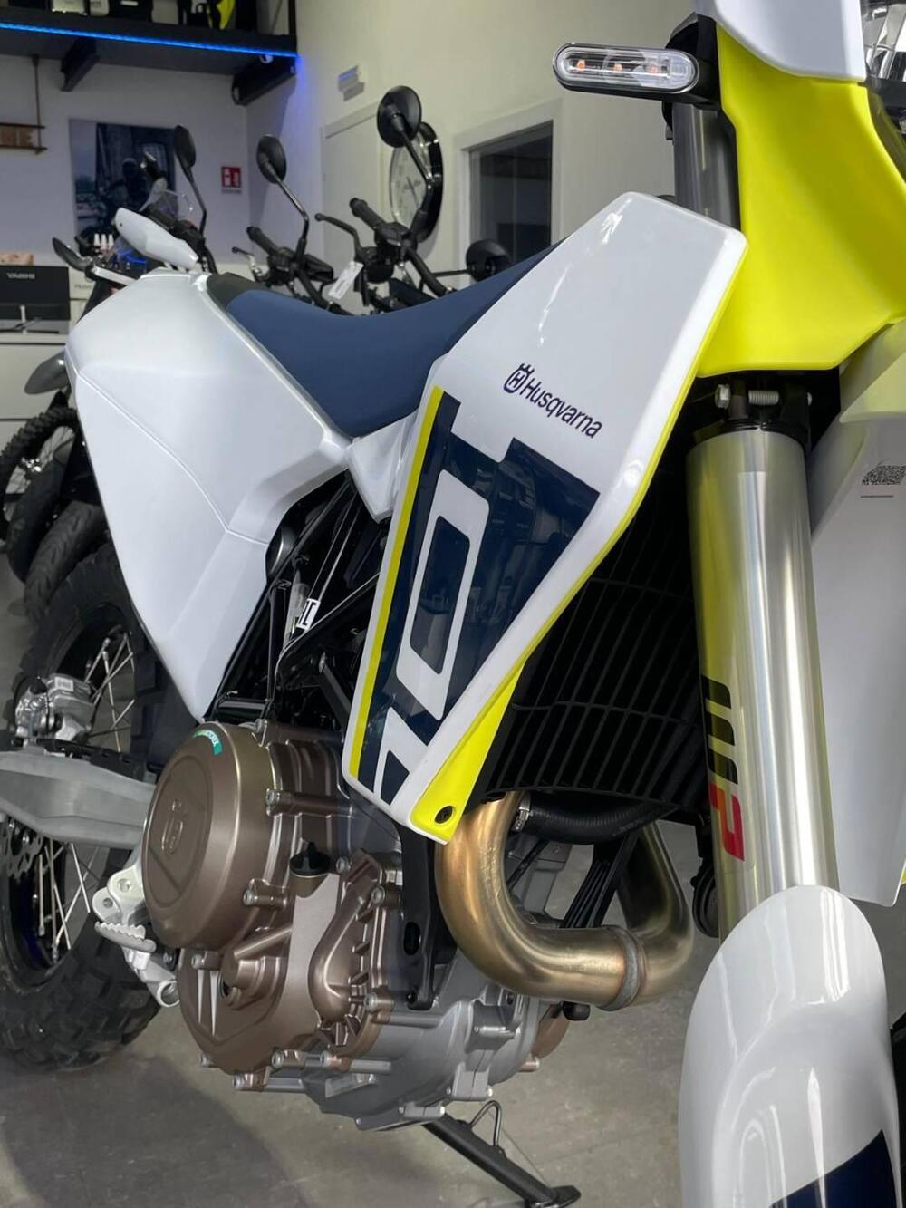 Husqvarna 701 Enduro (2026) (5)