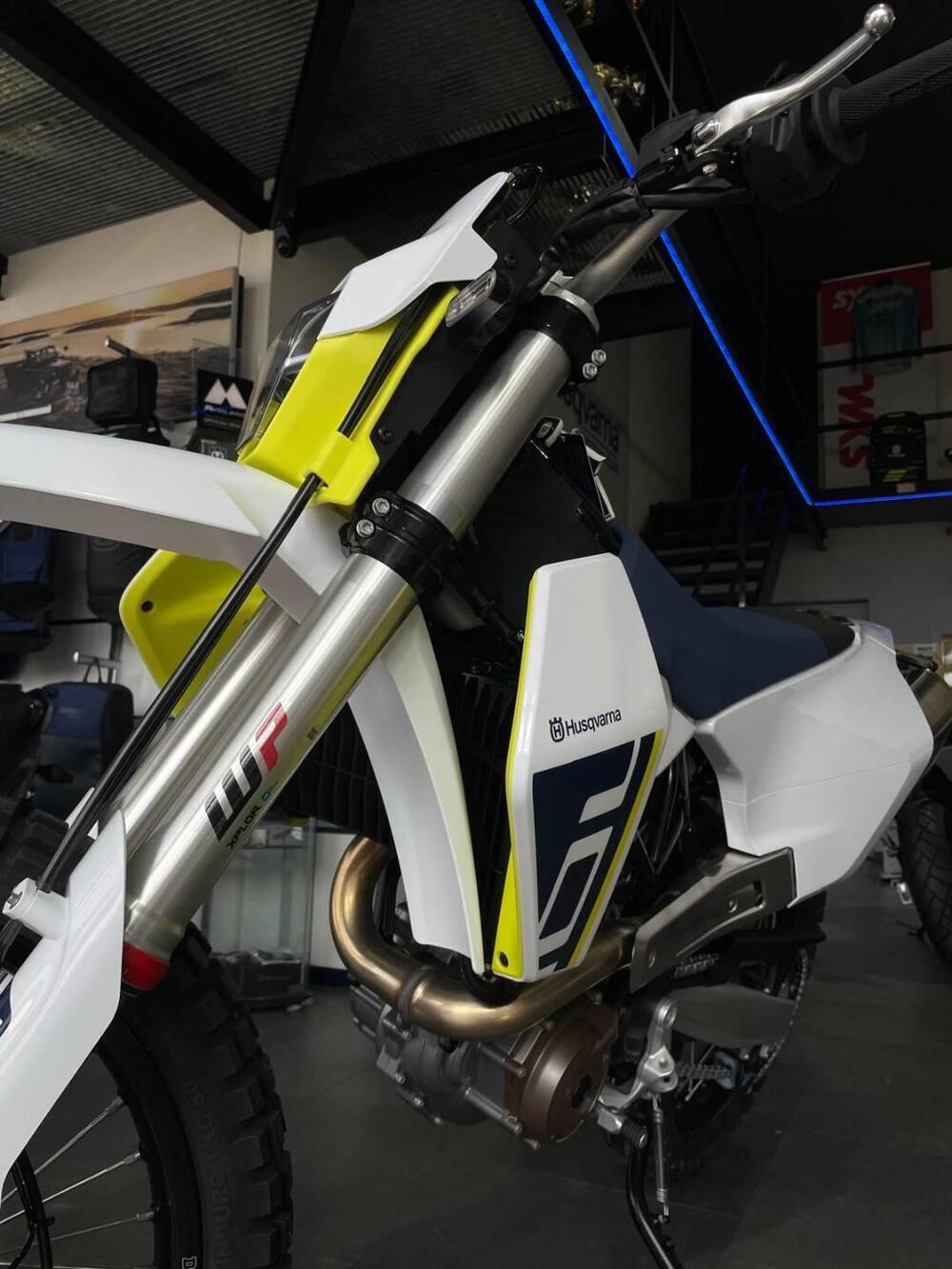 Husqvarna 701 Enduro (2026) (7)