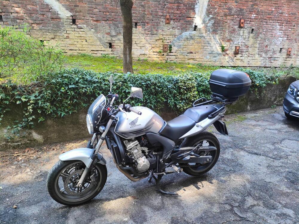 Honda CBF 600 N (2005- 11) (2)