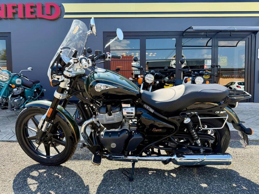 Royal Enfield Super Meteor 650 (2023 - 26) (4)