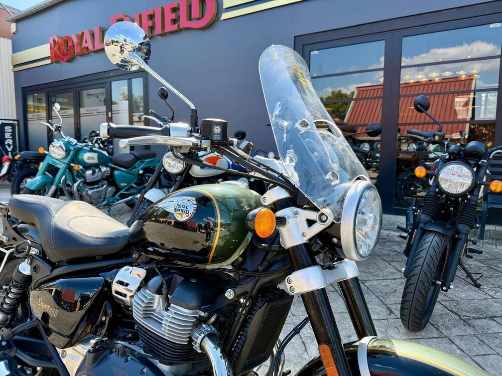 Royal Enfield Super Meteor 650 (2023 - 26) (6)