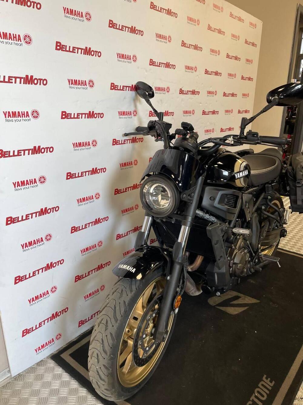 Yamaha XSR 700 (2022 - 26) (3)