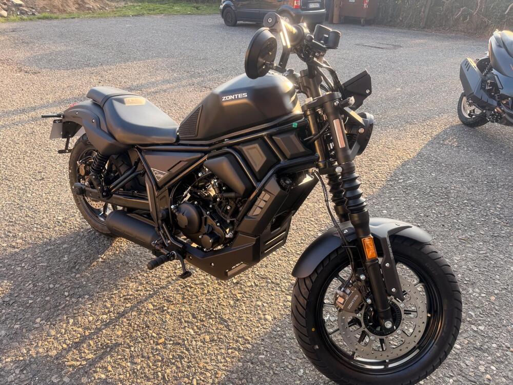 Zontes ZT125-C2 (2025 - 26) (2)