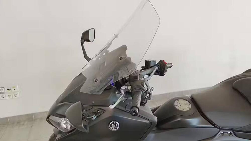 Yamaha T-Max 560 (2022 - 24) (7)