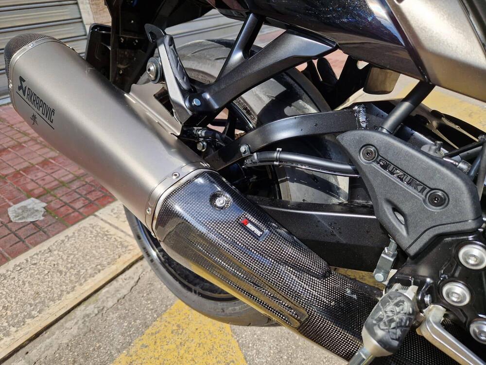 Suzuki GSX 1300 R Hayabusa (2025) (10)