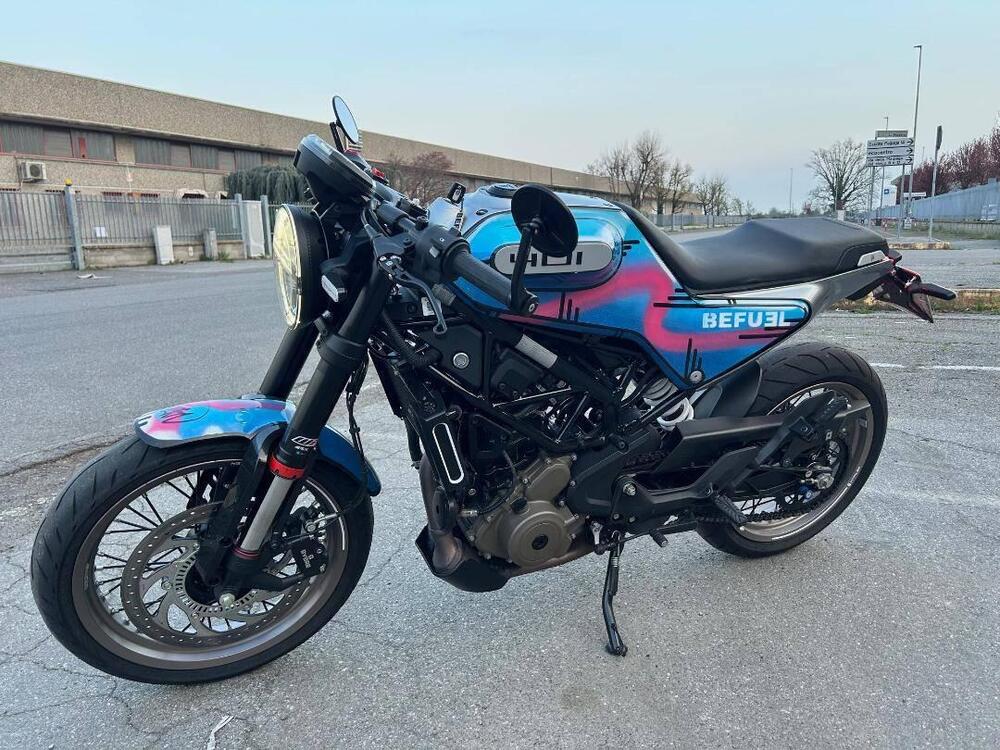 Husqvarna Vitpilen 401 (2021 - 23) (4)