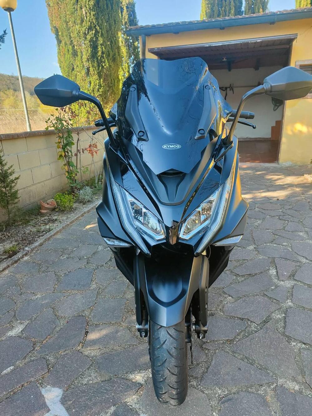 Kymco AK 550 ETS (2021 - 26) (3)