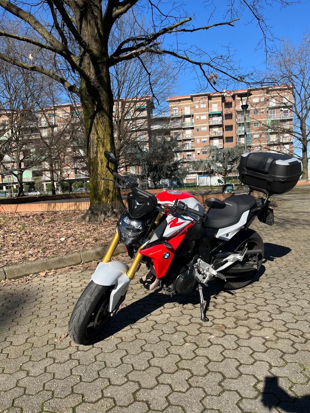 Bmw F 900 R (2021 - 24) (3)