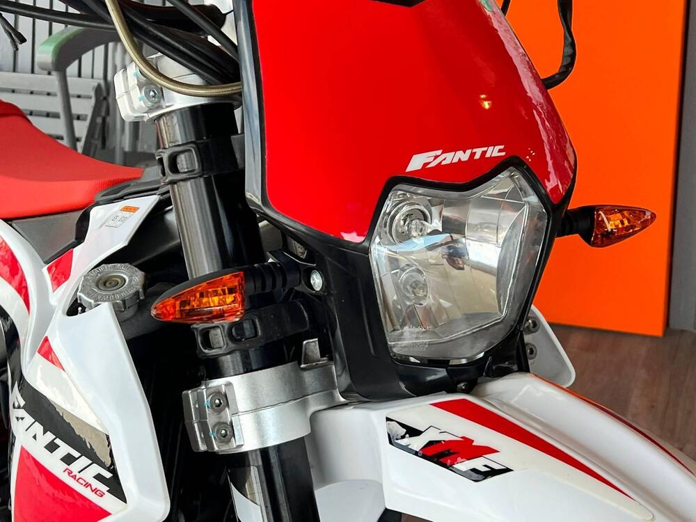 Fantic Motor XMF 125 Motard Performance 4t (2021 - 22) (8)