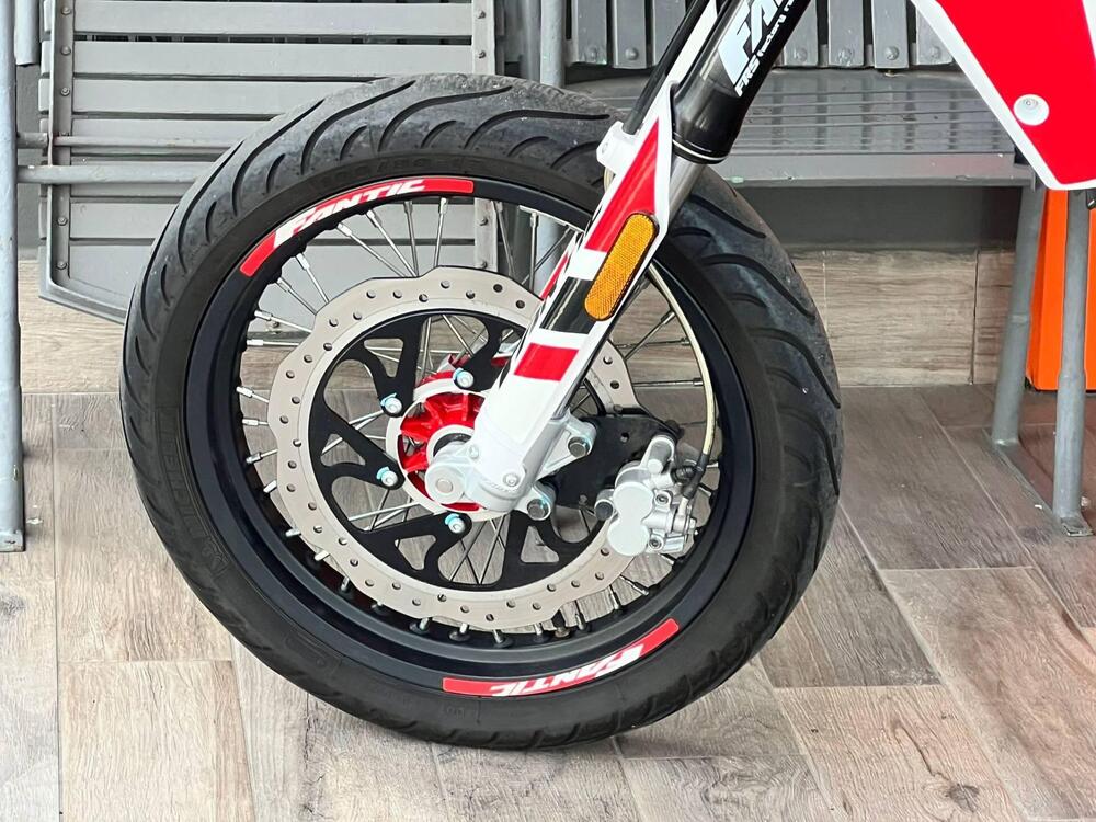 Fantic Motor XMF 125 Motard Performance 4t (2021 - 22) (9)