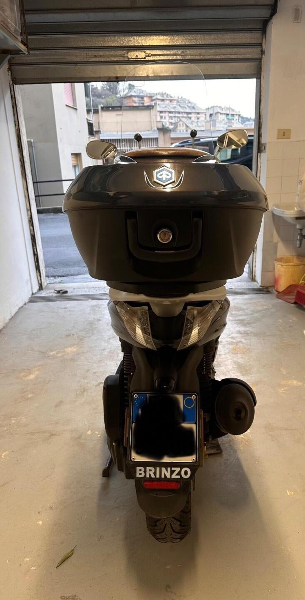 Piaggio Beverly 300 i.e. ABS-ASR (2016 - 20) (5)