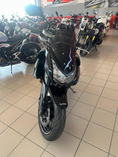 Kawasaki Z 1000 (2010 - 13) usata
