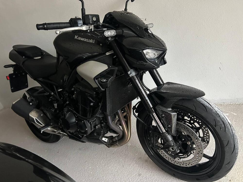 Kawasaki Z 900 (2025 - 26) (5)