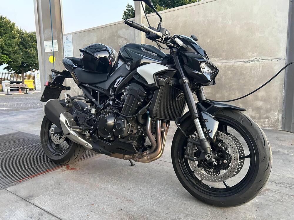 Kawasaki Z 900 (2025 - 26) (6)