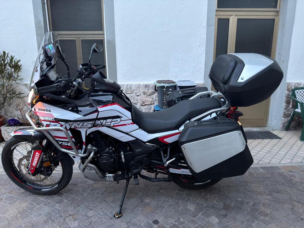 Honda Transalp XL750 Travel Edition (2023 - 24)