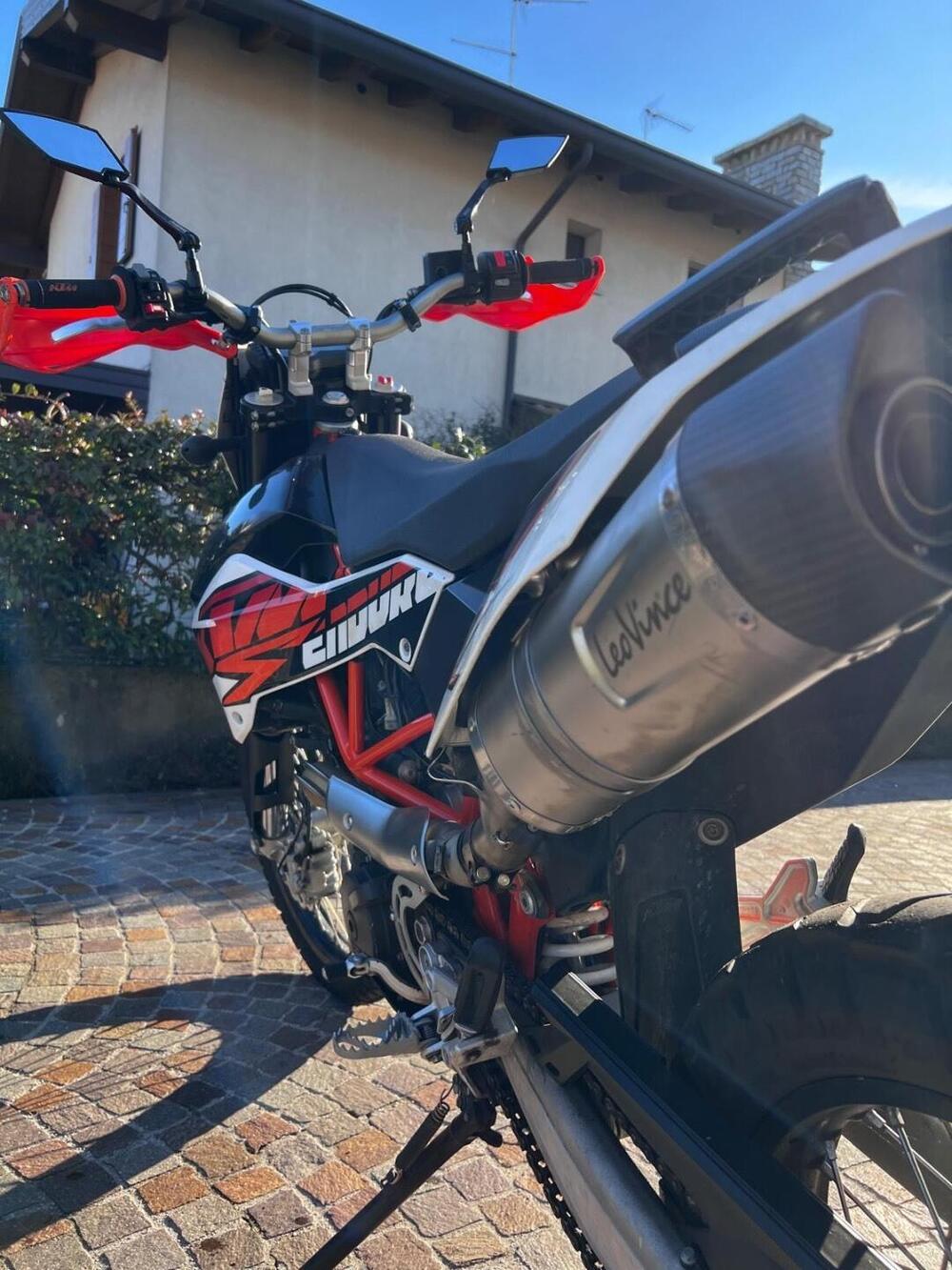 KTM 690 Enduro R (2012 - 17) (3)