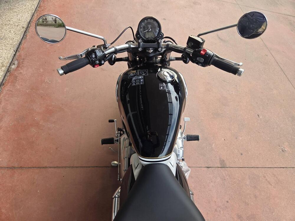 Triumph Bonneville Speedmaster 1200 (2026) (10)