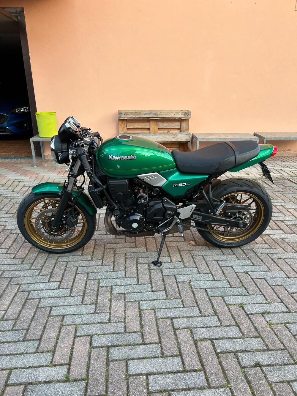 Kawasaki Z 650 RS (2022 - 24) (7)