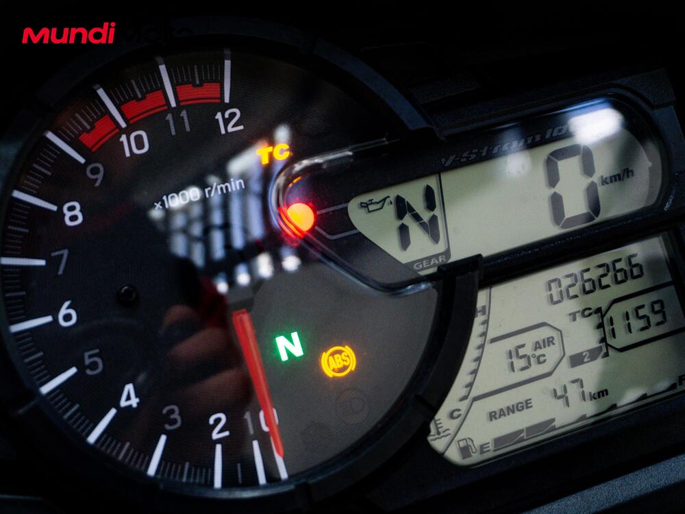 Suzuki V-Strom 1000 ABS (2014 - 17) (12)