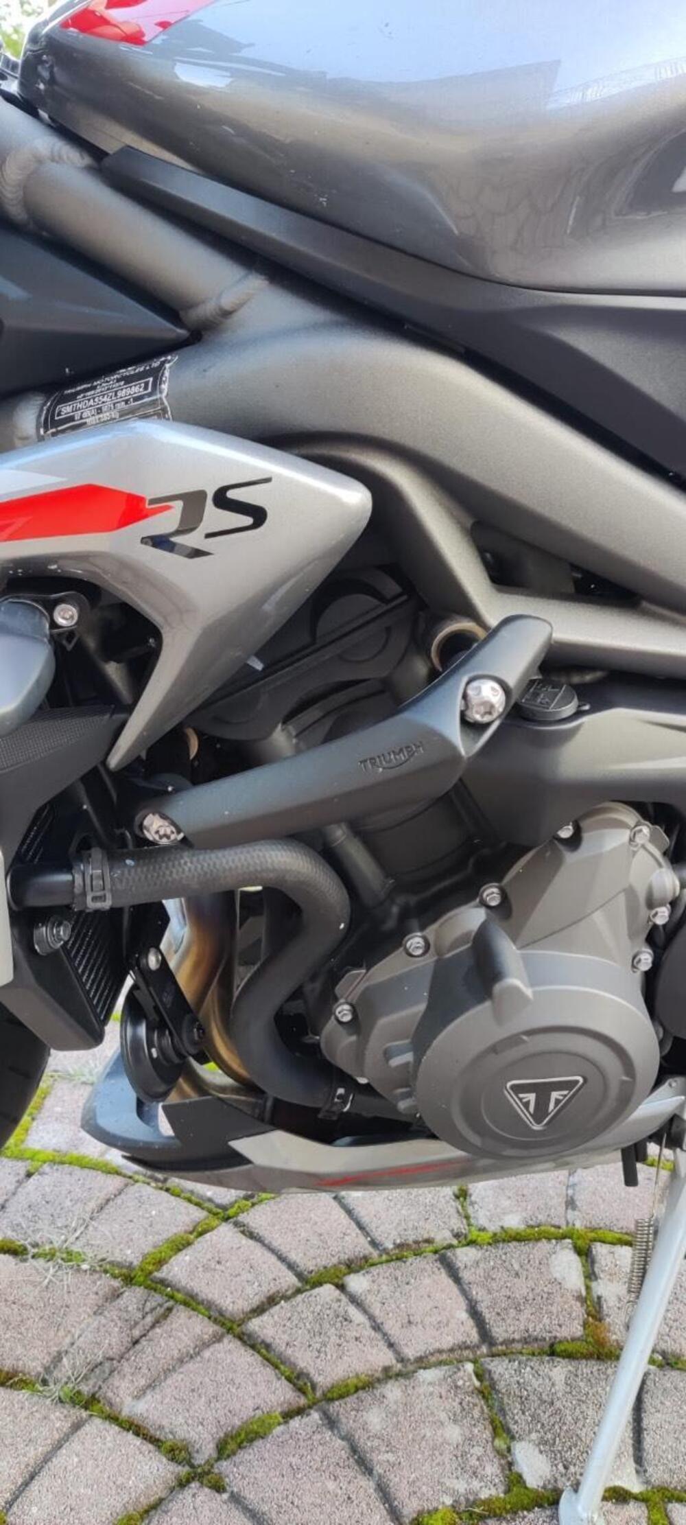Triumph Street Triple RS (2020 - 22) (4)