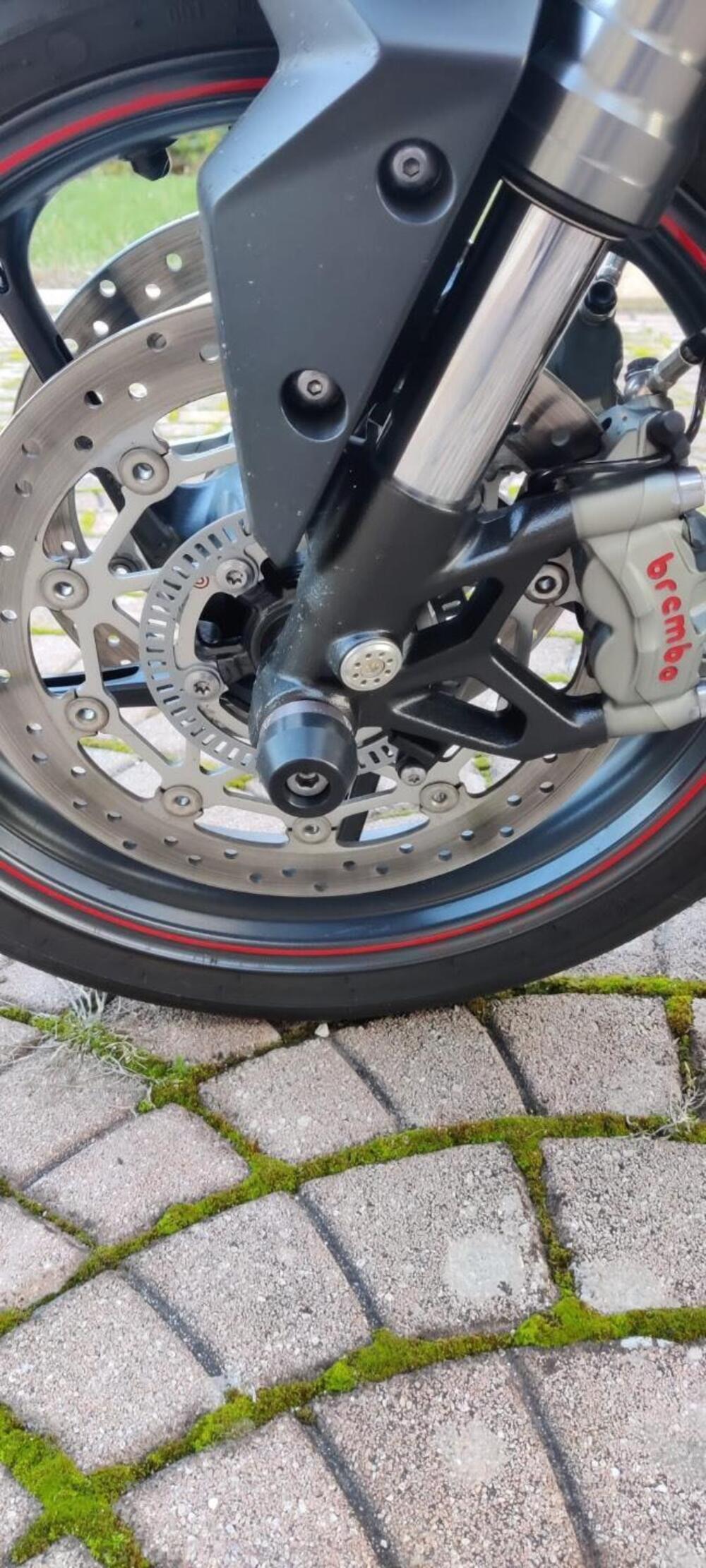 Triumph Street Triple RS (2020 - 22) (6)