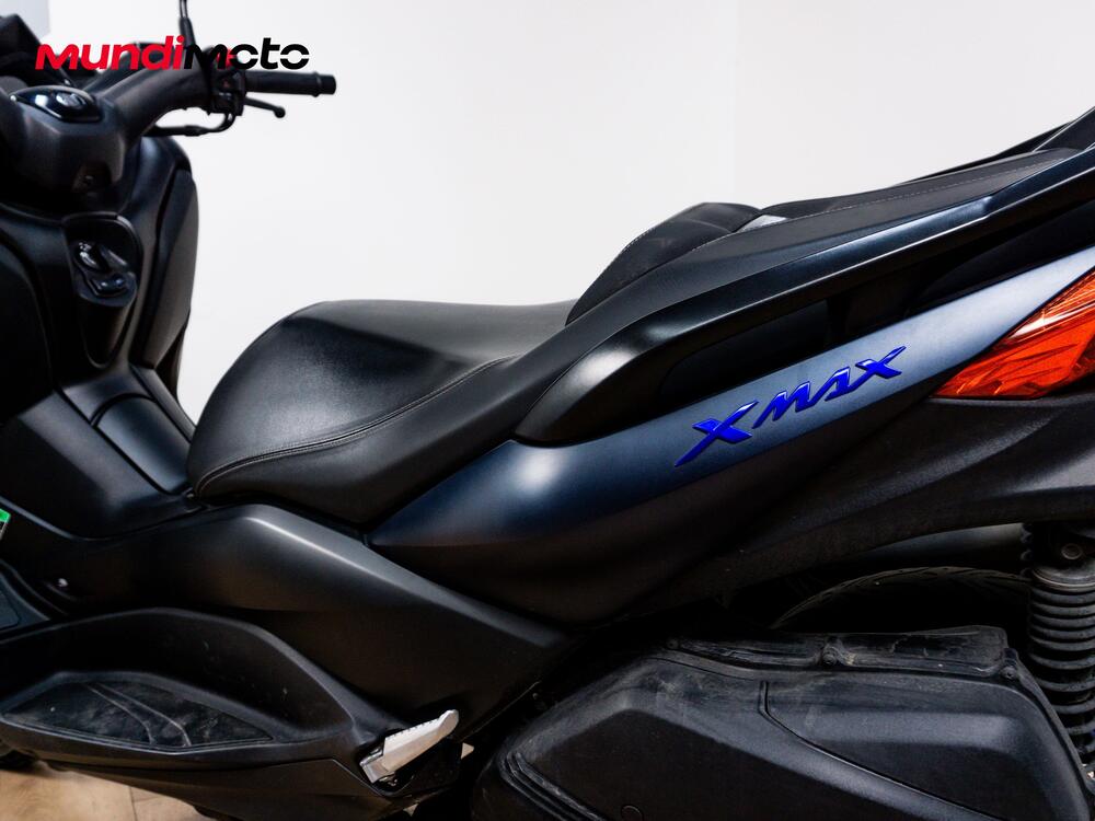 Yamaha X-Max 300 Tech Max (2020) (10)