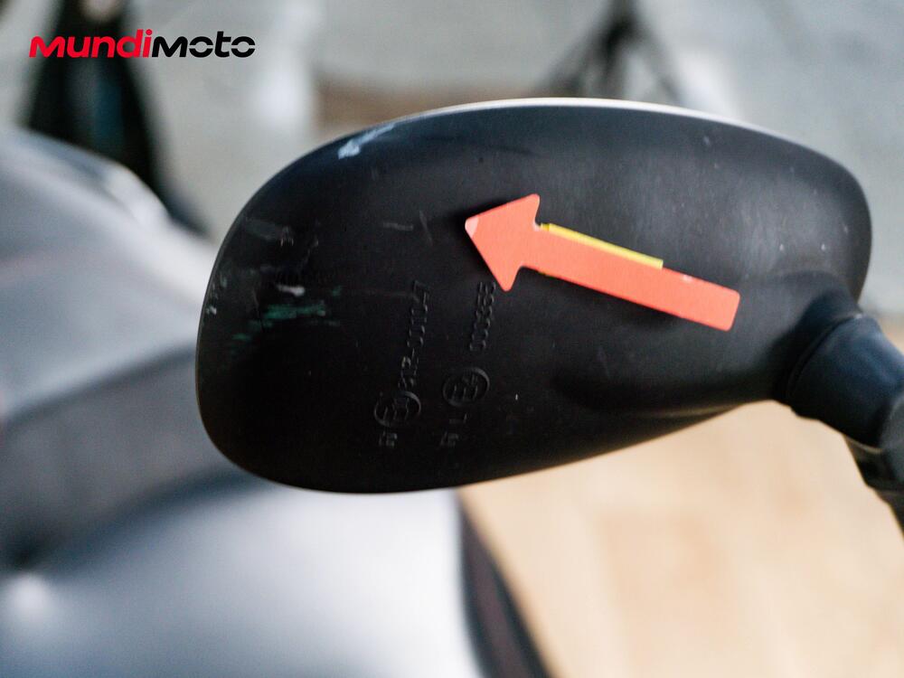 Piaggio Beverly 350 SportTouring ie ABS (2011 - 17) (21)