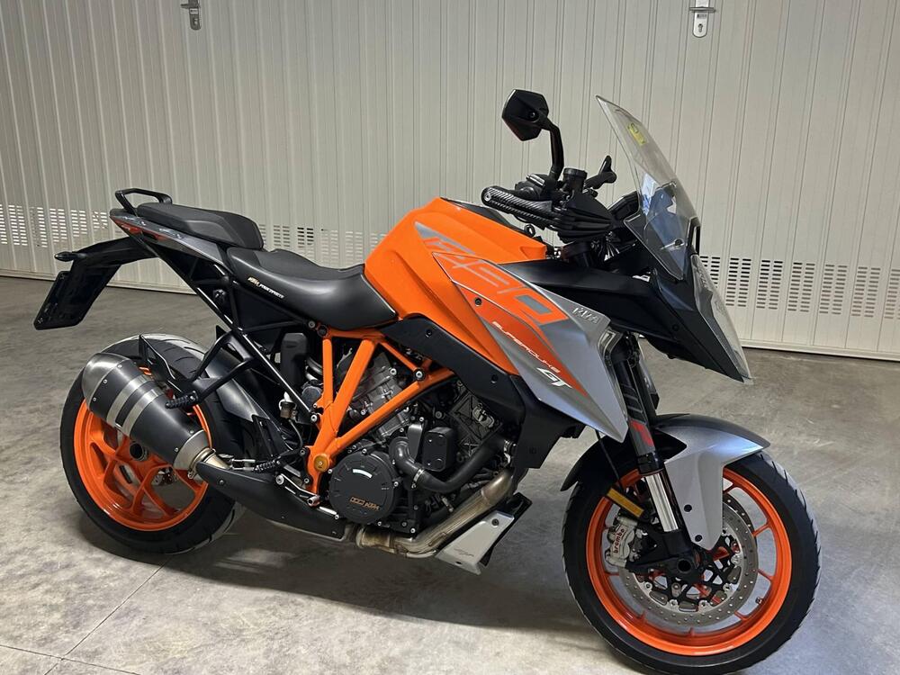 KTM 1290 Super Duke GT ABS (2016 - 18) (2)