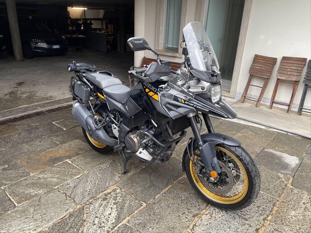 Suzuki V-Strom 1050XT (2020 - 23) (2)