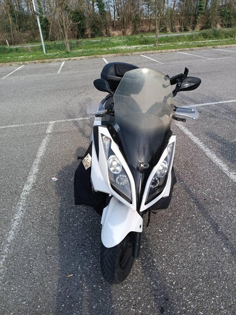 Kymco Downtown 300i (2009 - 17) (2)