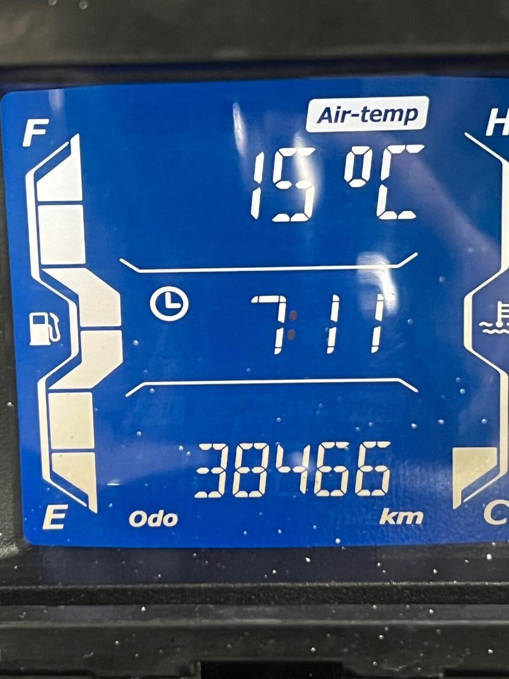 Yamaha X-Max 300 Tech Max (2021 - 24) (8)