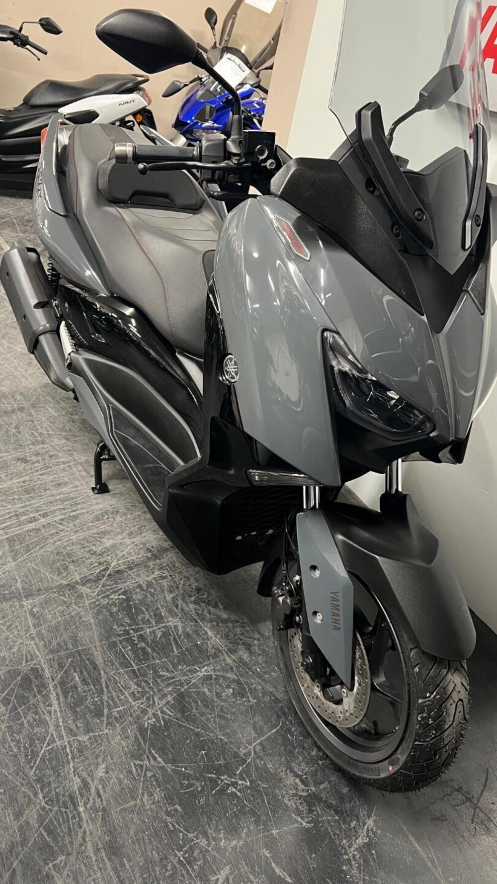 Yamaha X-Max 300 Tech Max (2021 - 24) (9)