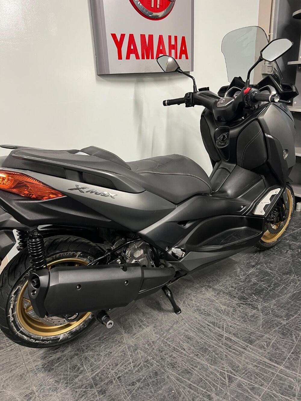 Yamaha X-Max 300 Tech Max (2021 - 24) (4)