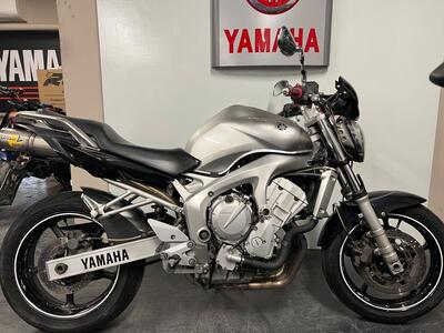 Yamaha FZ6 (2004 - 07) usata