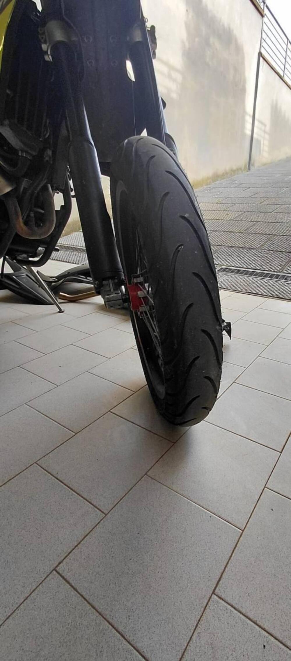 Fantic Motor Motard 125 Performance 4t (2020) (6)