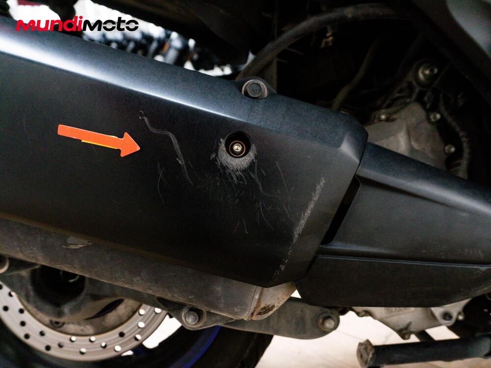 Yamaha X-Max 300 Tech Max (2020) (15)