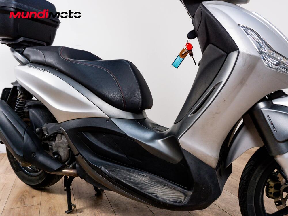 Piaggio Beverly 350 SportTouring ie ABS (2011 - 17) (5)