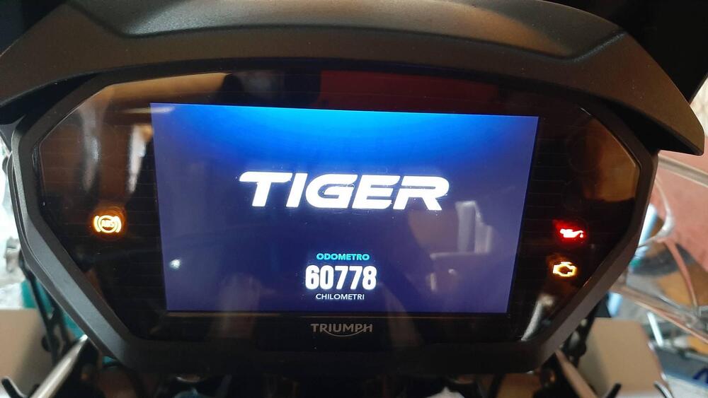 Triumph Tiger 800 XRt (2018 - 20) (13)