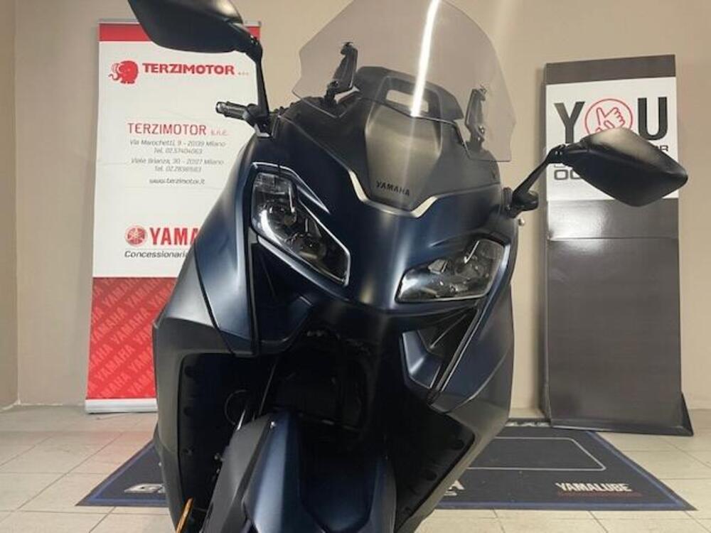 Yamaha T-Max 560 (2022 - 24) (4)