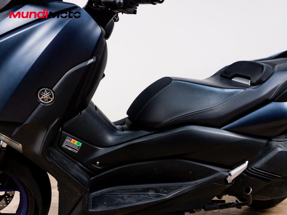 Yamaha X-Max 300 Tech Max (2020) (9)