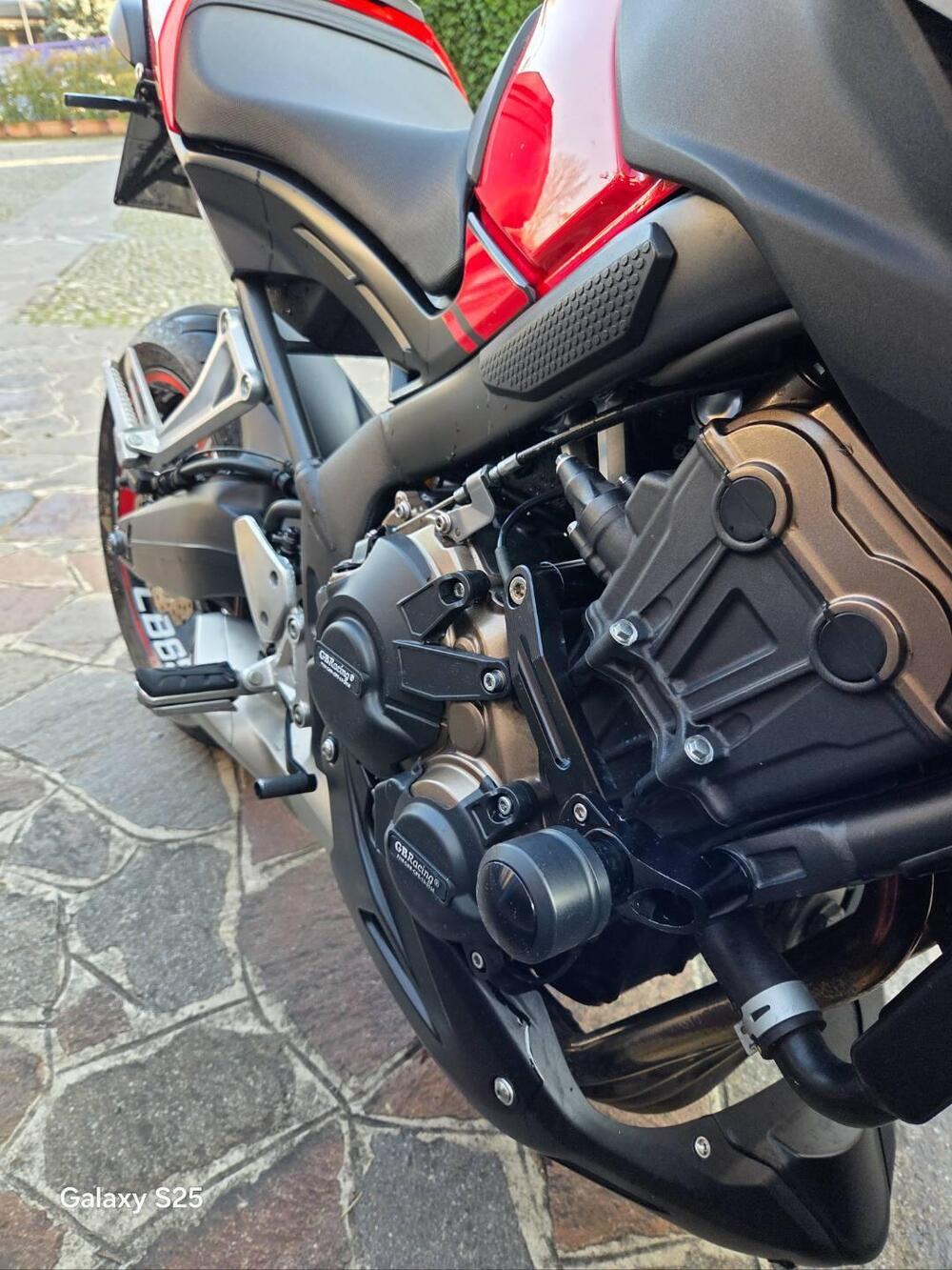 Honda CB 650 F (2017 - 18) (2)
