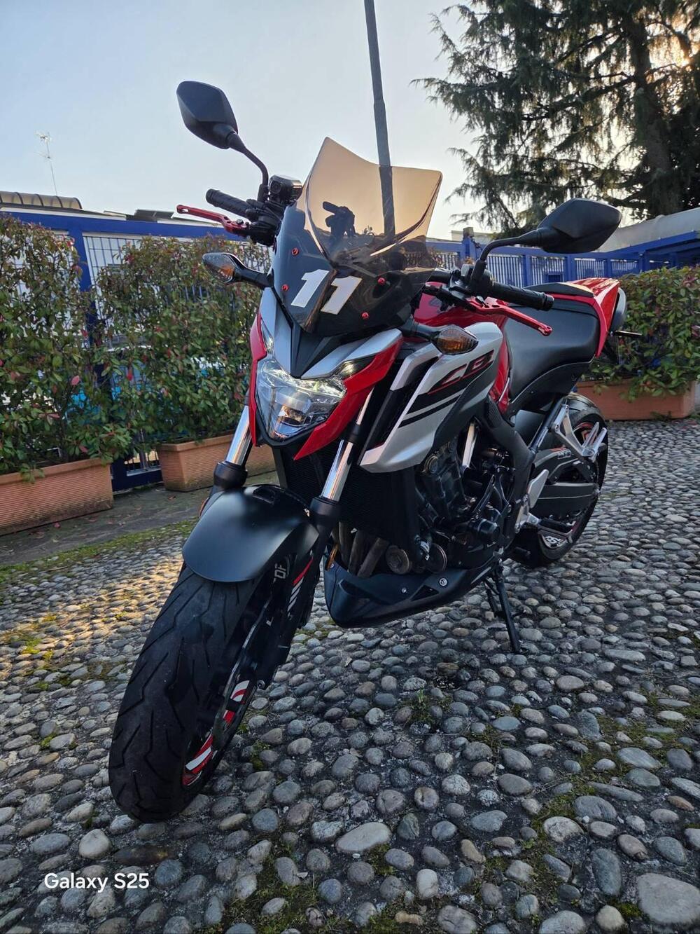 Honda CB 650 F (2017 - 18) (6)
