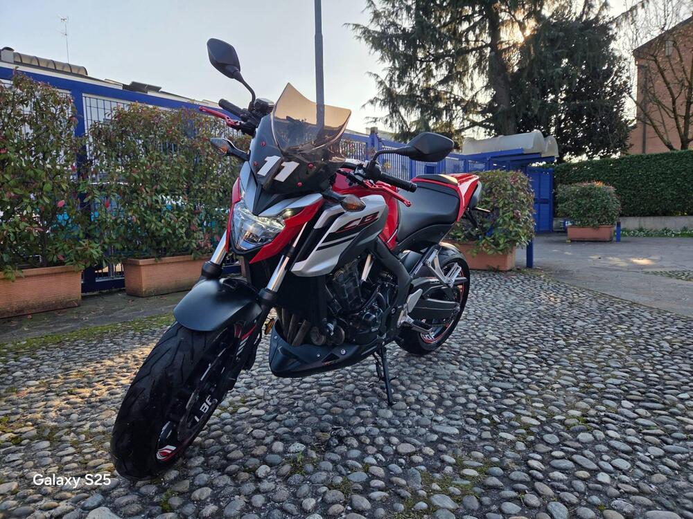 Honda CB 650 F (2017 - 18) (11)